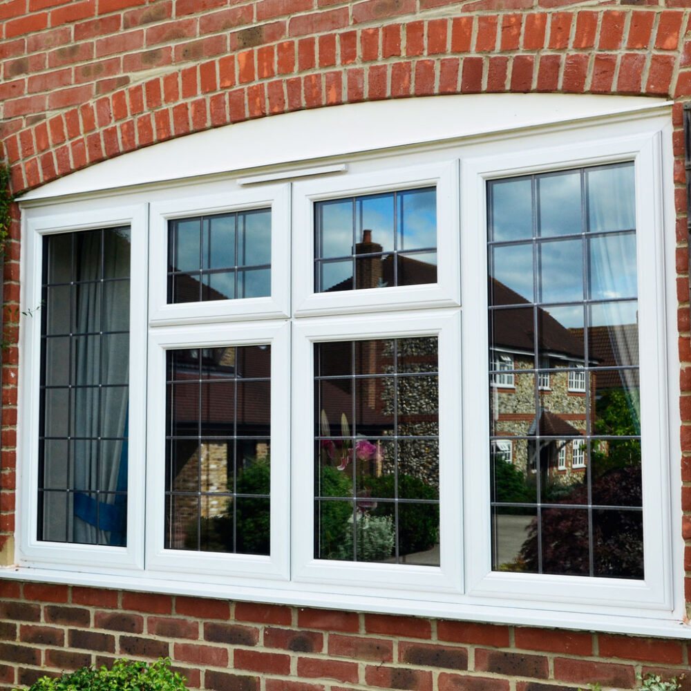 White flush sash bay with dummy sashes and leaded glass (product photo)